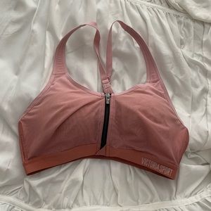 VIctoria’s Secret sports bra